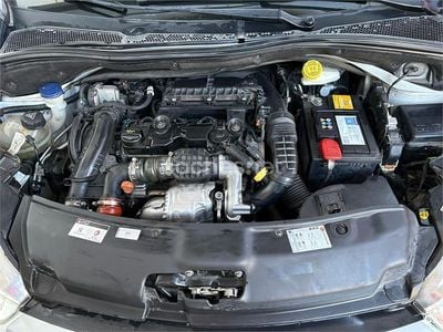 Usado Peugeot 208 Access 75 CV (55 kW) 2016 Blanco Utilitario