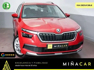 Usado Skoda Kamiq Style 150 CV (110 kW) 2022 Rojo SUV