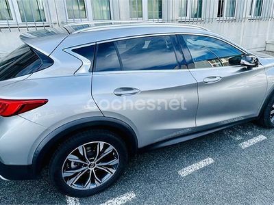 Infiniti QX30