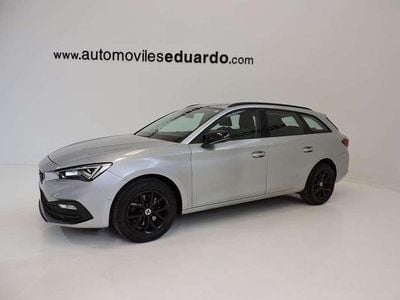 Usado Seat Leon Business 150 CV (110 kW) 2022 Plateado Familiar