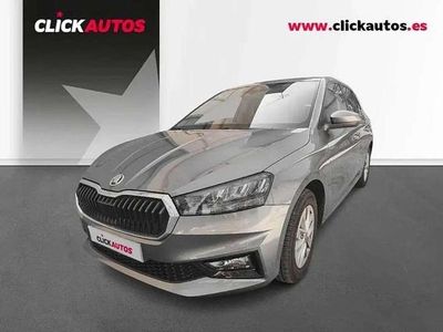 Usado Skoda Fabia Selection 95 CV (69 kW) 2025 Gris Utilitario