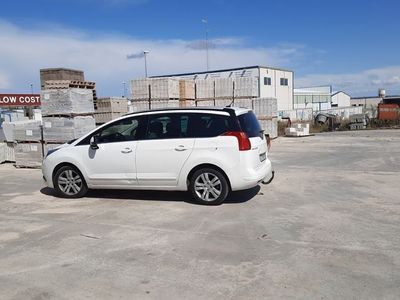 usado Peugeot 5008 2012