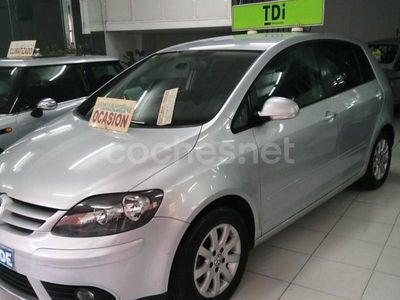 Usado VW Golf Plus Cross Highline 140 CV (102 kW) 2006 Gris / plata Monovolumen