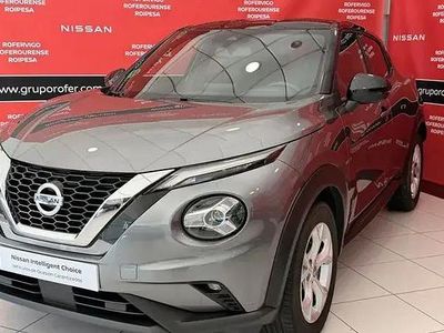 Usado Nissan Juke N-Connecta 114 CV (83 kW) 2022 Skline grey (metalizado) techo SUV
