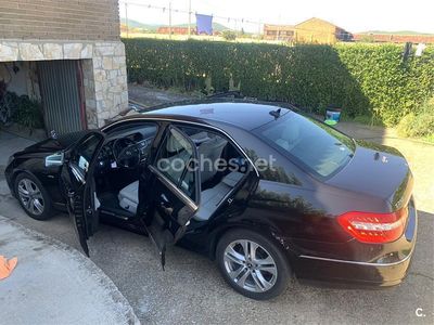 Usado Mercedes E250 Avantgarde 204 CV (150 kW) 2009 Negro Berlina