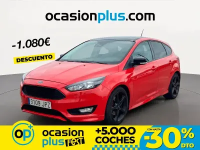 Usado Ford Focus 182 CV (133 kW) 2016 Rojo