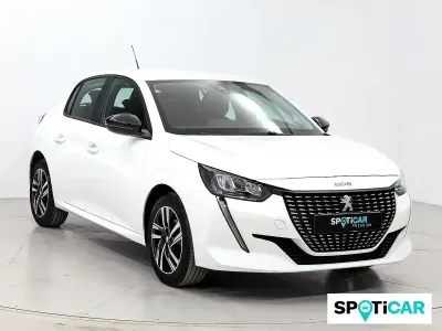 Usado Peugeot 208 Active 75 CV (55 kW) 2023 Blanco Utilitario