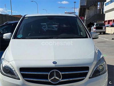 Usado Mercedes B200 136 CV (100 kW) 2012 Blanco Monovolumen