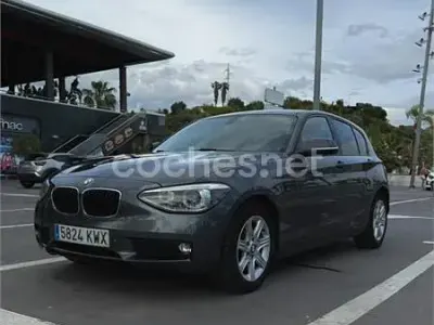 Usado BMW 118 143 CV (105 kW) 2014 Gris / plata Utilitario