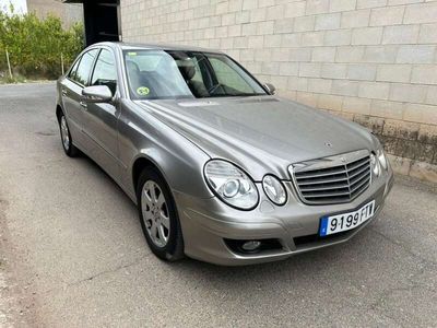 Mercedes E220