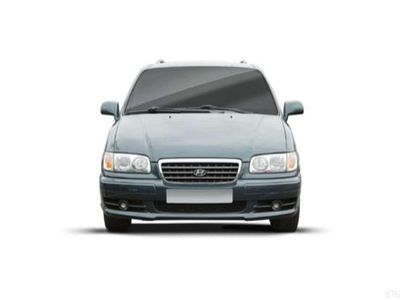 Usado Hyundai Trajet GLS 135 CV (99 kW) 2005 Azul Monovolumen