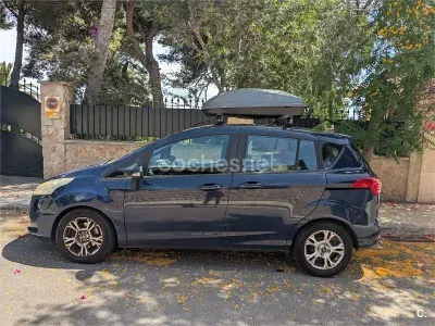 Usado Ford B-MAX Trend 100 CV (73 kW) 2016 Negro Monovolumen