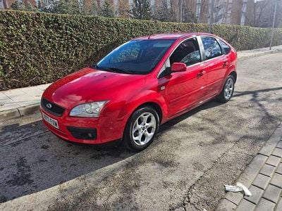 Rojo Usado 2007 Ford Focus Titanium Utilitario | 3800 € (Caro)