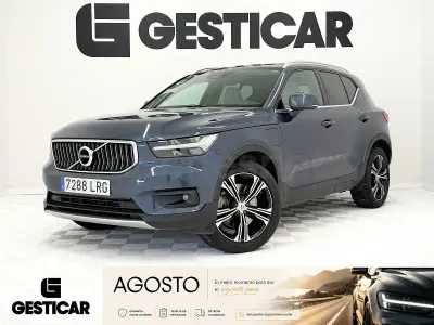 Usado Volvo XC40 Inscription 211 CV (155 kW) 2021 Gris SUV