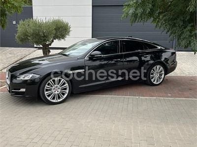 Negro Usado 2016 Jaguar XJ Premium Luxury Berlina | 24.900 €