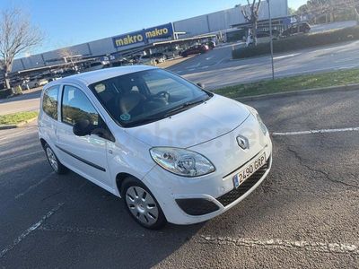 Usado Renault Twingo Authentique 75 CV (55 kW) 2009 Blanco Utilitario