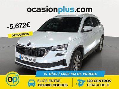 Usado Skoda Karoq Selection 115 CV (84 kW) 2024 Blanco SUV