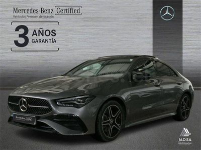 Usado Mercedes CLA200 163 CV (119 kW) 2025 Gris / plata Berlina