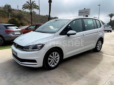 Blanco Usado 2019 VW Touran Advance Monovolumen | 16.990 € (Precio justo)