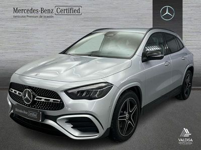Usado Mercedes GLA200 AMG line 150 CV (110 kW) 2025 Gris / plateado SUV