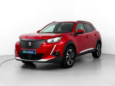 Usado Peugeot 2008 Allure 130 CV (95 kW) 2021 SUV