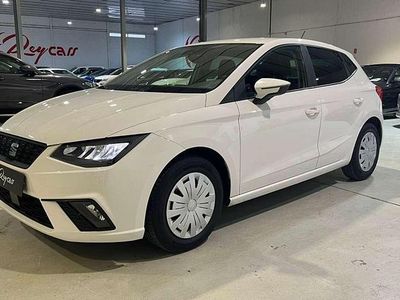 Blanco Usado 2022 Seat Ibiza Reference Utilitario | 12.990 € (Un poco caro)