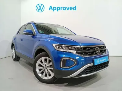 Occasion VW T-Roc Life 110 ch (80 kW) 2024 Bleue SUV