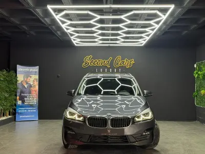 Usado BMW 218 Comfort Edition 150 CV (110 kW) 2020 Gris / plata Familiar