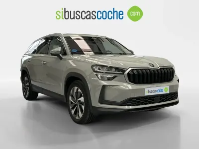 Usado Skoda Kodiaq 204 CV (150 kW) 2025 Gris/plata SUV