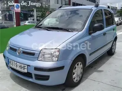 Usado Fiat Panda 4x4 85 CV (62 kW) 2012 Azul Utilitario