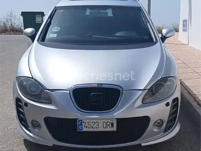 Usado Seat Leon Stylance 140 CV (102 kW) 2006 Gris / plata Utilitario