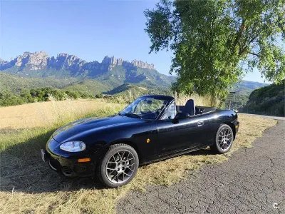 Usado Mazda MX5 Active 110 CV (80 kW) 2004 Negro Descapotable