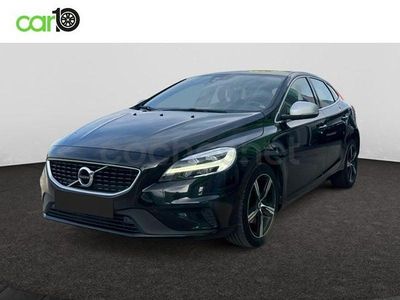 Usado Volvo V40 R-Design Momentum 120 CV (88 kW) 2019 Negro Berlina