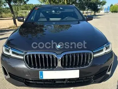 Käytetty BMW 530 Comfort Edition 286 HP (210 kW) 2021 Harmaa Sedan