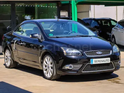 Usado Ford Focus Cabriolet Titanium 145 CV (106 kW) 2008 Negro Descapotable