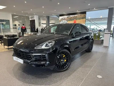 Usado Porsche Cayenne 462 CV (339 kW) 2019 Negro SUV