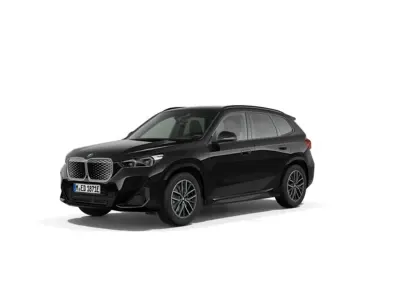 Usado BMW iX1 Comfort Edition 150 kW (204 CV) 2025 Negro SUV