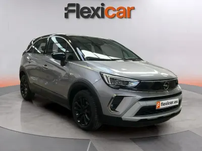 Usado Opel Crossland GS Line 110 CV (80 kW) 2021 Gris SUV