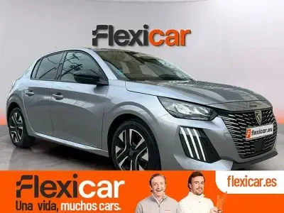 Usado Peugeot 208 Allure 100 CV (73 kW) 2025 Gris Utilitario
