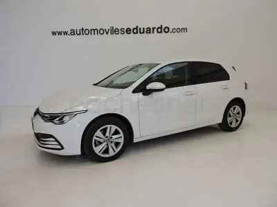 Usado VW Golf VIII 110 CV (80 kW) 2022 Blanco Berlina