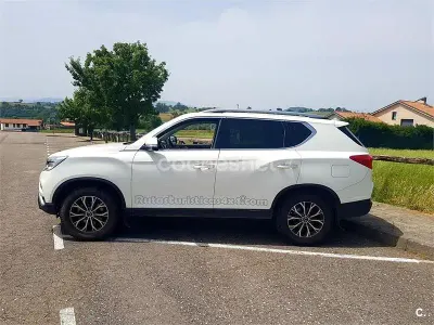 Usado SsangYong Rexton Limited 181 CV (133 kW) 2020 Blanco SUV