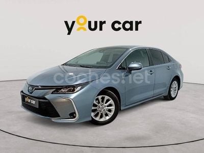 Gris / plata Usado 2022 Toyota Corolla Active Berlina | 21.900 € (Precio justo)