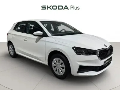 Usado Skoda Fabia Active 80 CV (58 kW) 2022 Blanco Utilitario