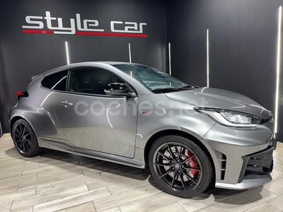 Ny Toyota Yaris 280 HK (205 kW) 2025 Grå Sedan