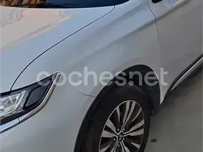 Usado Mitsubishi Outlander Motion 150 CV (110 kW) 2019 Blanco SUV
