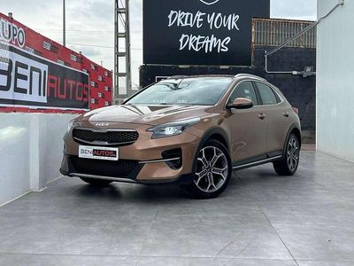 Usado Kia XCeed 160 CV (117 kW) 2022 Marrón SUV