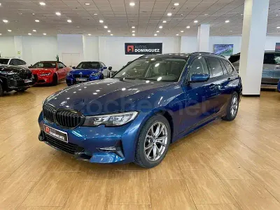 Usado BMW 318 150 HP (110 kW) 2022 Azul Carrinha