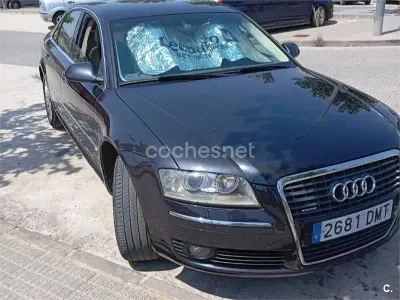 Usado Audi A8 Premium 233 CV (171 kW) 2005 Gris / plata Berlina