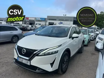 Usado Nissan Qashqai Acenta 140 CV (102 kW) 2022 Blanco SUV