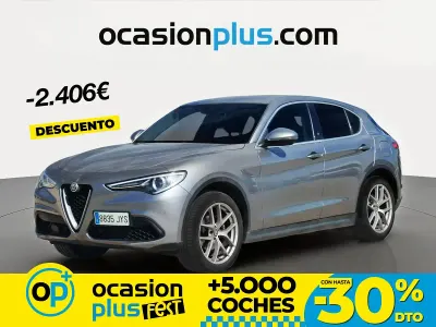 Usado Alfa Romeo Stelvio 280 CV (205 kW) 2017 Gris SUV